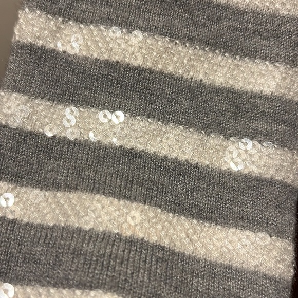 Gap Dark Blue Sweater - Picture 5 of 5